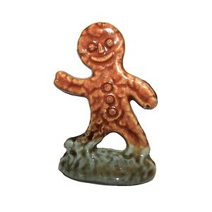 Vintage Wade Red Rose Tea Figurine Mini Gingerbread Man Nursery Rhyme Series